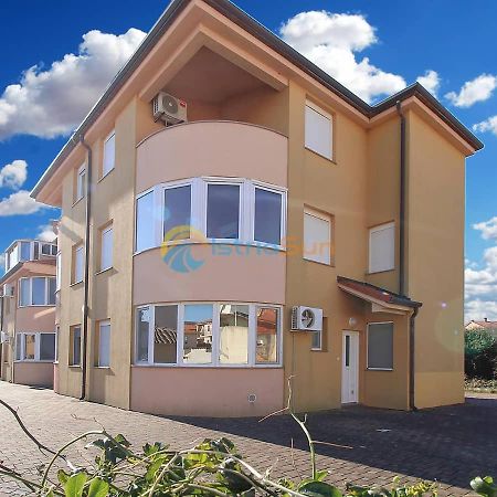 Apartments Bardak Ližnjan المظهر الخارجي الصورة