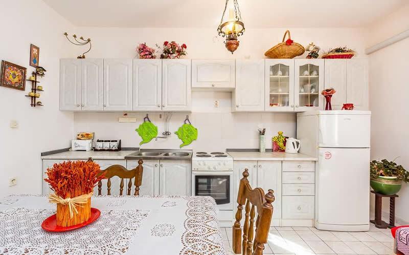 Apartments Bardak Ližnjan الغرفة الصورة