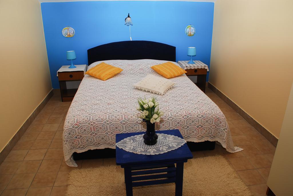 Apartments Bardak Ližnjan الغرفة الصورة