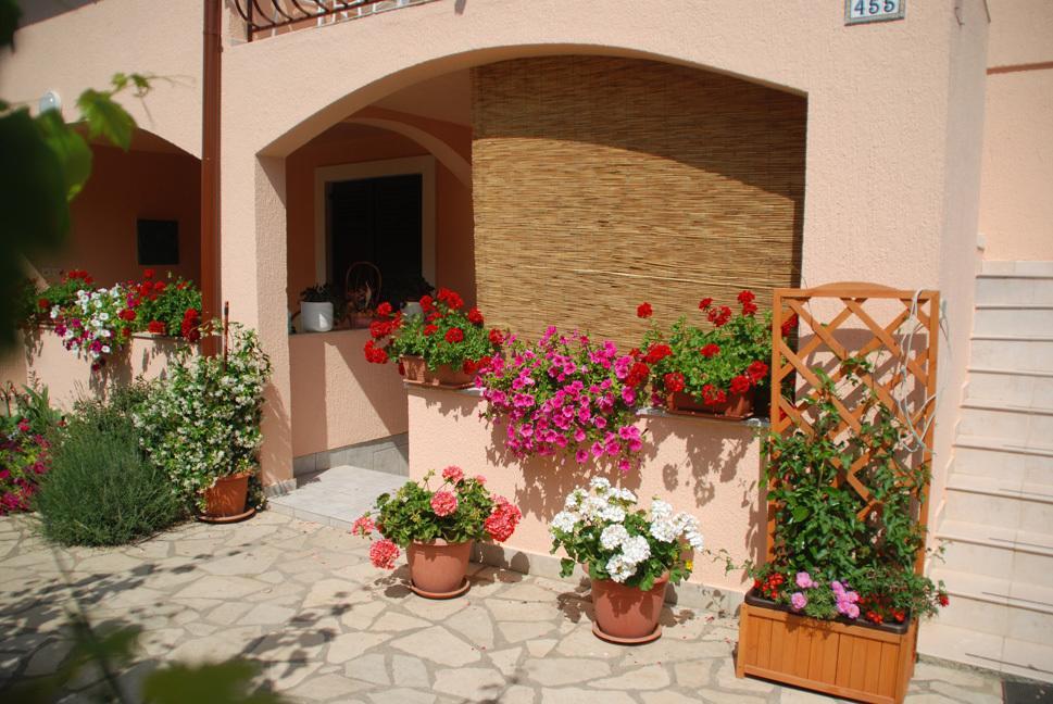 Apartments Bardak Ližnjan الغرفة الصورة