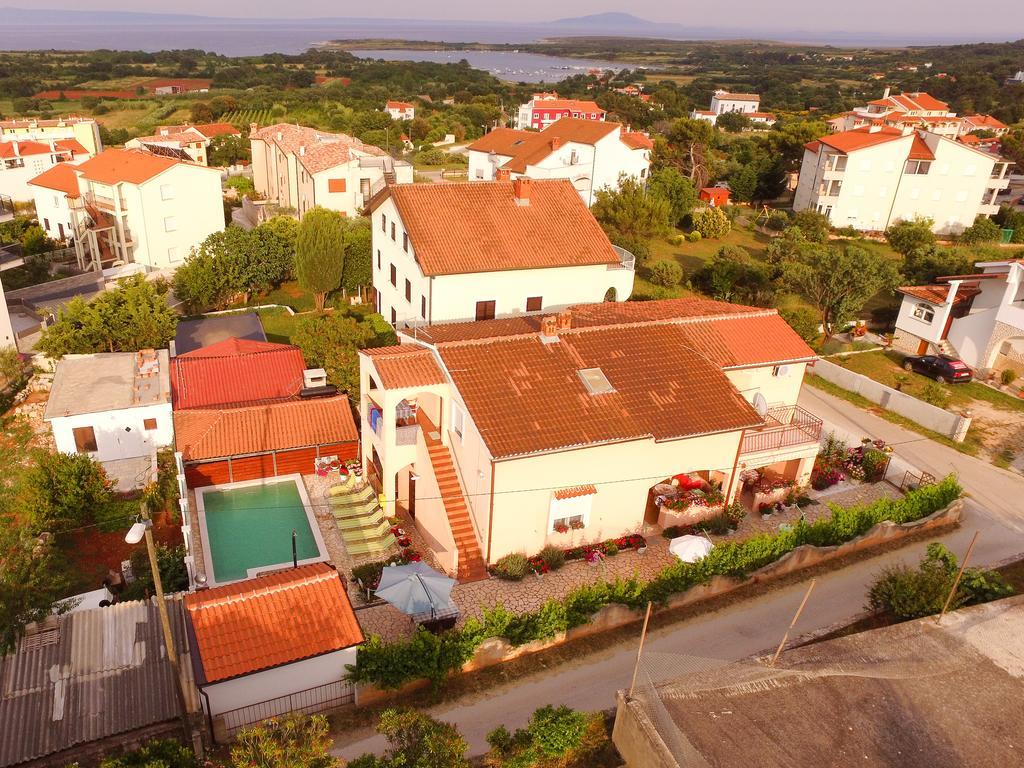 Apartments Bardak Ližnjan المظهر الخارجي الصورة